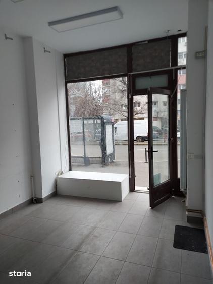 Spațiu comercial, de 35 mp, în Aviatorilor