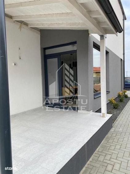 Casă cu 3 camere în Dumbrăvița