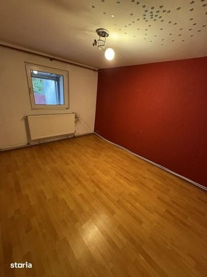 Casă cu 3 camere cu Teren 70 Mp în Central