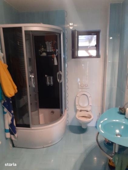Casă cu 4 camere cu Teren 19200 Mp în Creaca
