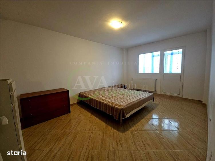 Apartament cu 3 camere în Mioriței