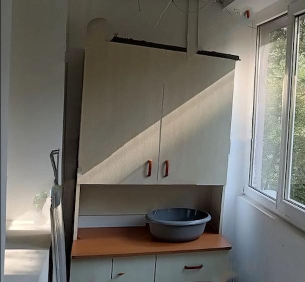 Apatament 2 Camere,Titan Metrou ,bl.reabilitat,et.2/10,DECOMANDAT,mobilat - 4