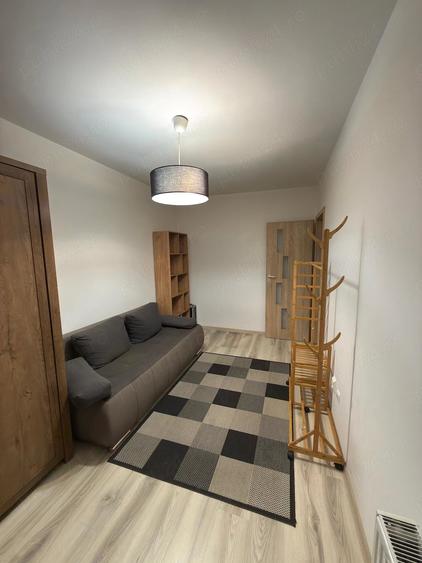 Apartament cu 3 camere decomandat în Terezian