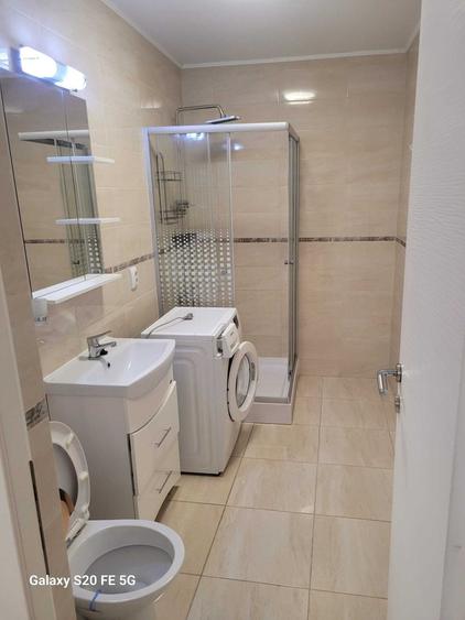 Apartament cu 2 camere decomandat în Exterior Vest
