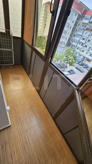 Apartament cu 2 camere semidecomandat, mobilat în Central