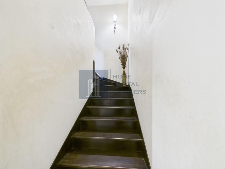 Duplex cu 5 camere cu Canalizare în Domnești