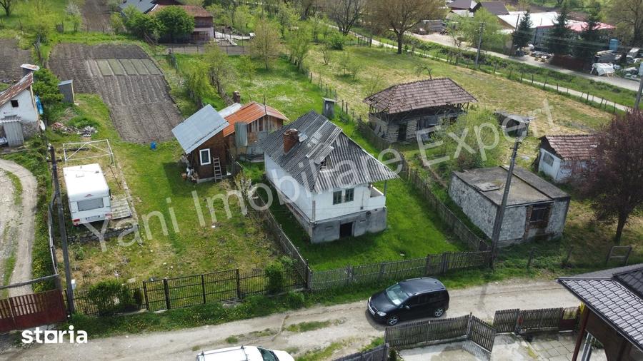 Casă cu 2 camere cu Teren 685 Mp în Mălureni