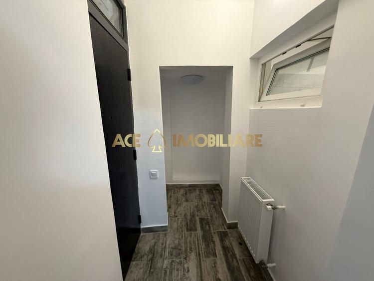 Casă individuală cu 5 camere cu Canalizare în Basarab