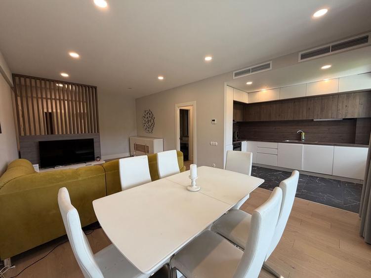 Apartament cu 3 camere decomandat, mobilat în Pipera