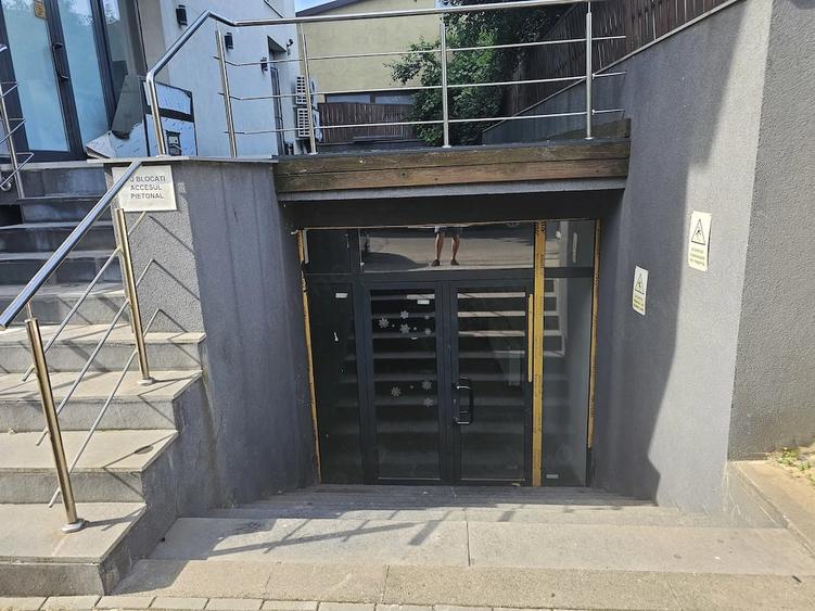 Spațiu comercial, de 150 mp, în Cuțitul de Argint