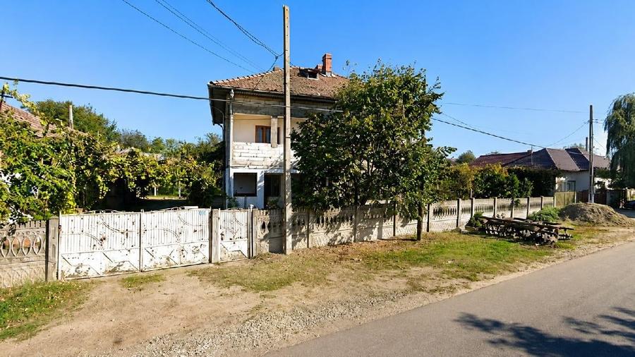 Casă individuală cu 3 camere cu Teren 1026 Mp în Călărași