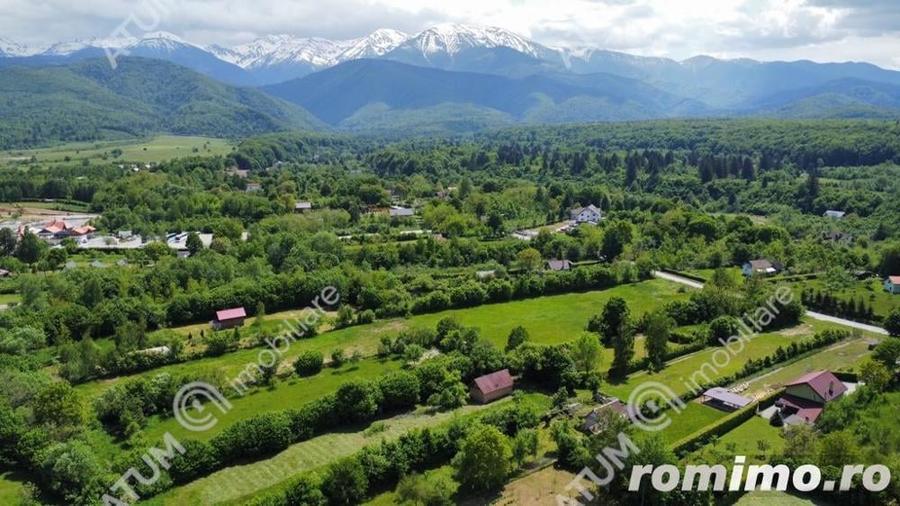 Teren de 8900 mp, în Central