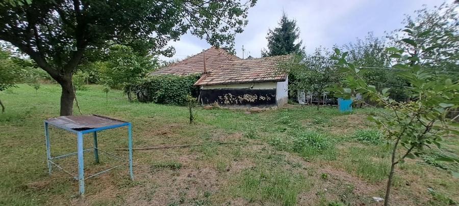 Casă individuală cu 3 camere cu Canalizare în Cornești