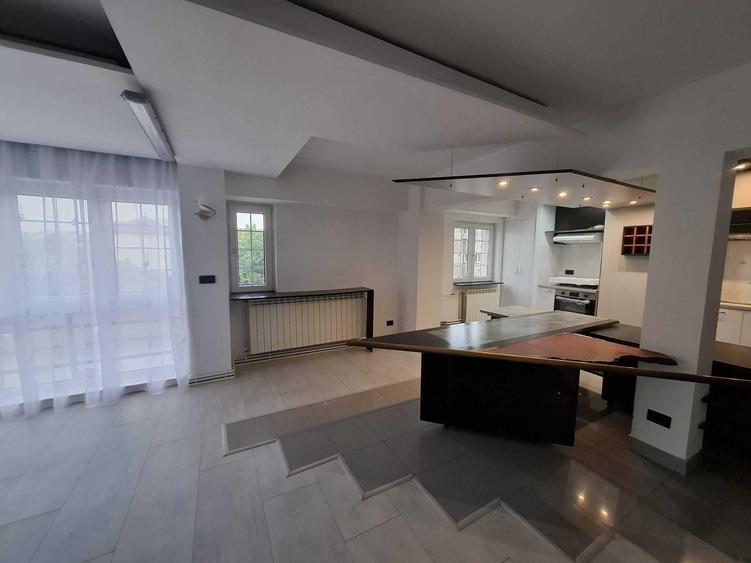 Apartament cu 2 camere decomandat în Simion Bărnuțiu