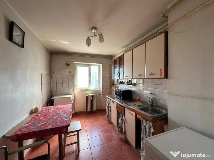 VIGAFON - Apartament 3 camere Bariera Bucuresti - 1