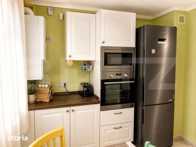 Apartament cu 3 camere în Aradului