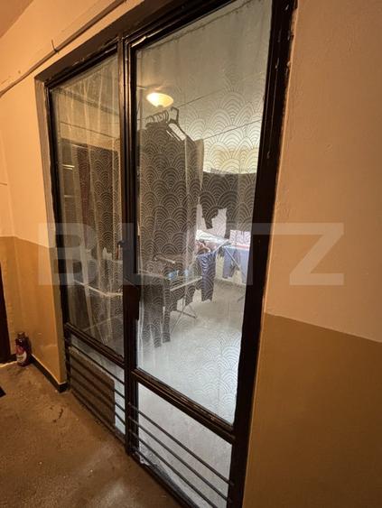 Apartament 3 camere, 56 mp, zona Dambu - 13