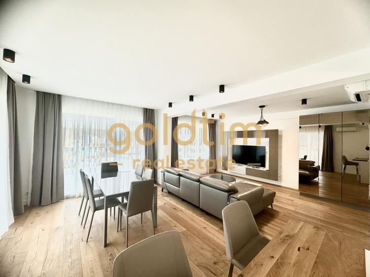 Apartament cu 3 camere semidecomandat, mobilat în Pipera