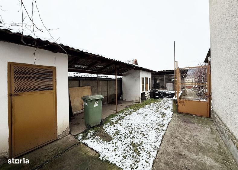 Casă cu 4 camere în Urvind