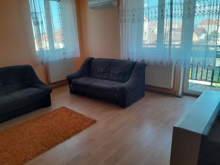 Apartament cu 3 camere decomandat în Vladimirescu