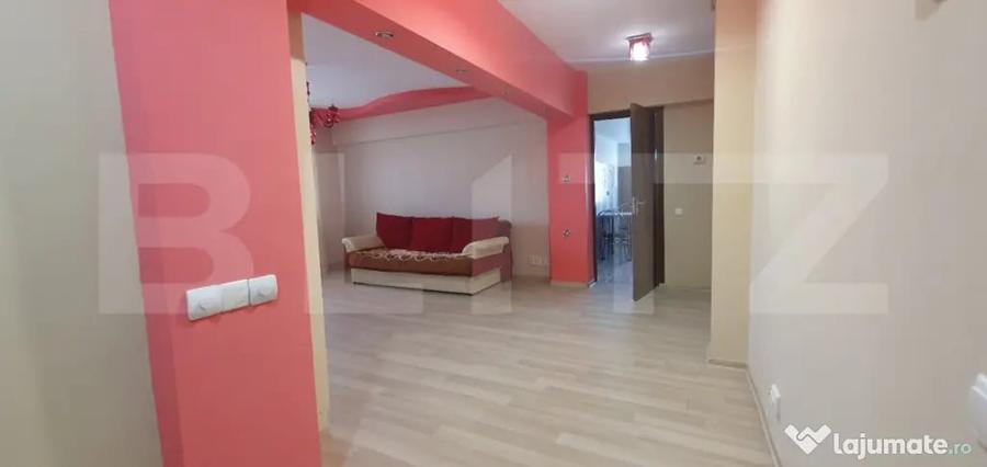 Apartament cu 2 camere semidecomandat, mobilat în Micro 16
