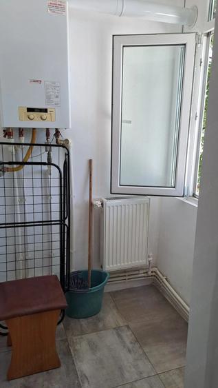 Garsonieră decomandată în Central