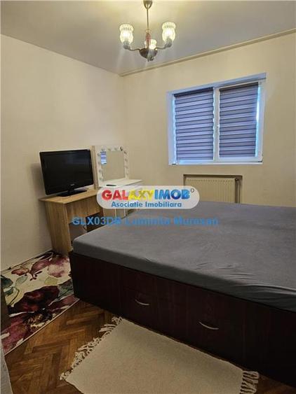 Apartament cu 3 camere semidecomandat, mobilat în Micro 9