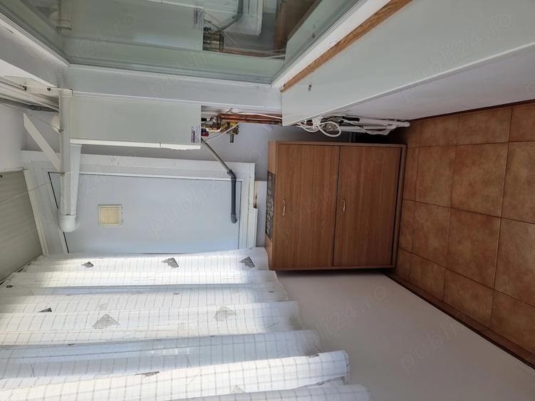Apartament cu 3 camere semidecomandat în Girocului