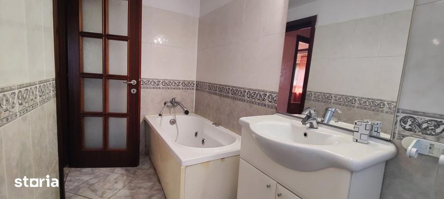 Casă cu 2 camere cu Canalizare în Colentina