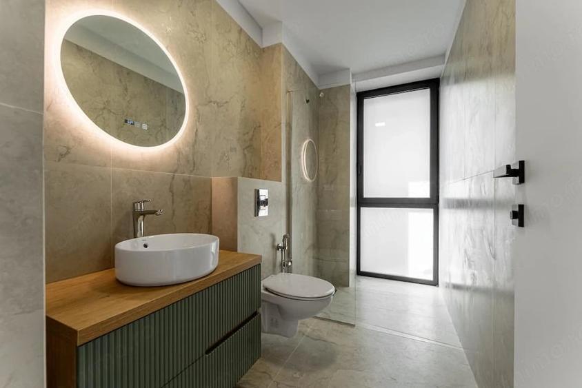 Casă cu 6 camere cu Teren 432 Mp în Băneasa