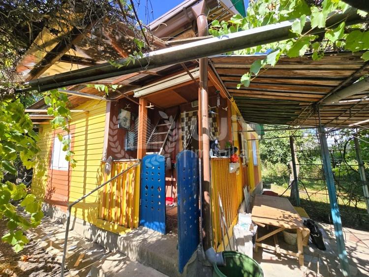 Casă individuală cu 2 camere cu Canalizare în Mociu