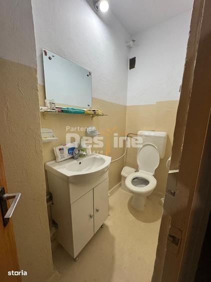 Apartament cu 3 camere decomandat în Rahova