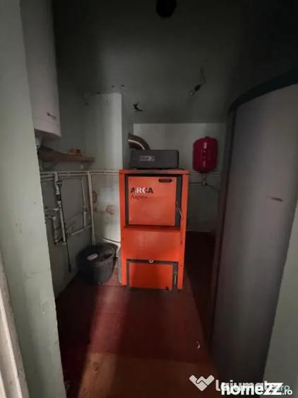 Casă cu 7 camere cu Teren 3300 Mp în Dornești