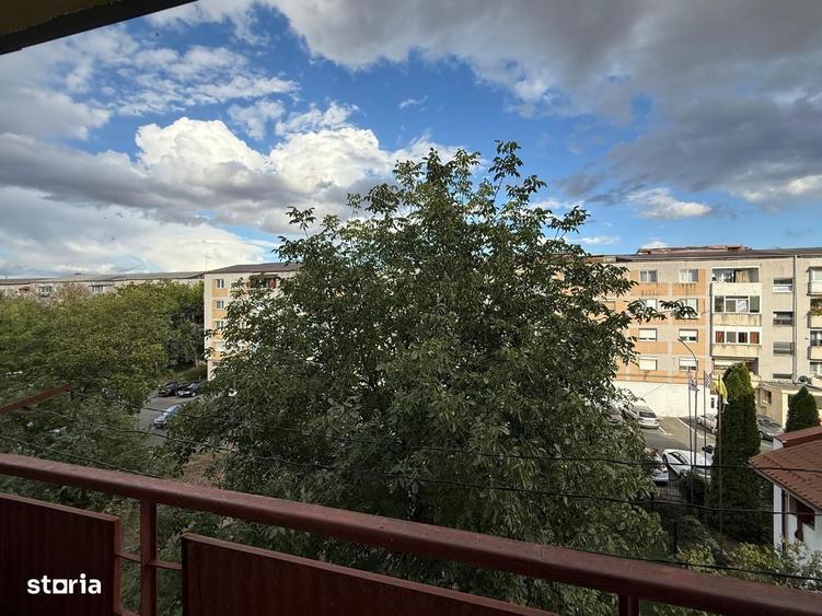 Apartament cu 2 camere în Micro 16