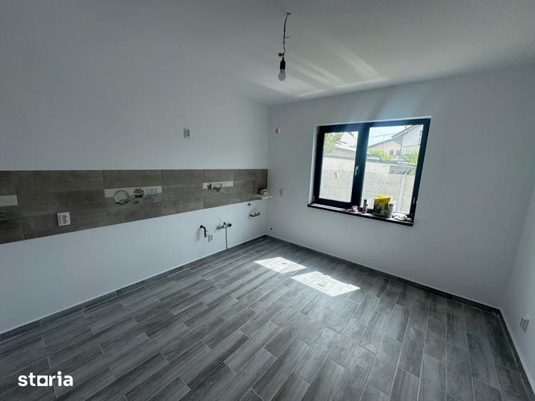 Casă cu 3 camere cu Teren 300 Mp în Central