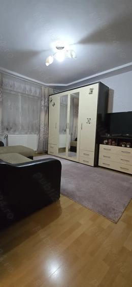 Apartament cu 2 camere nedecomandat în Central