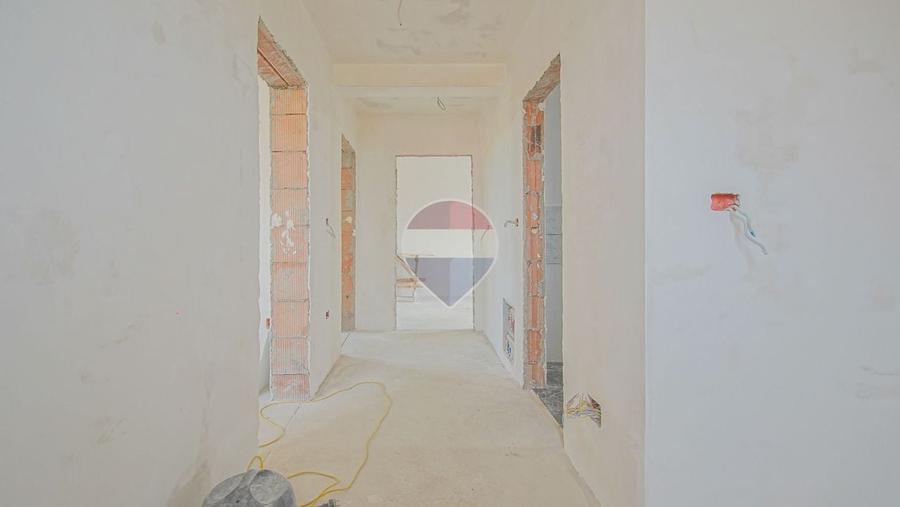 Duplex cu 4 camere cu Teren 500 Mp în Stupini