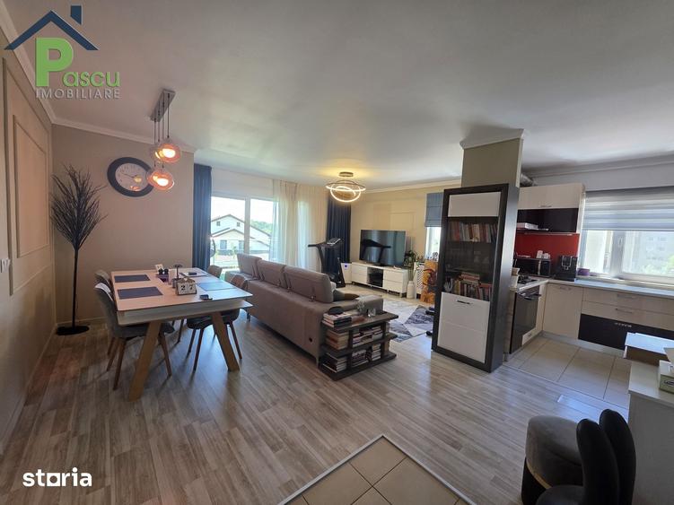 Apartament cu 3 camere decomandat în Băneasa