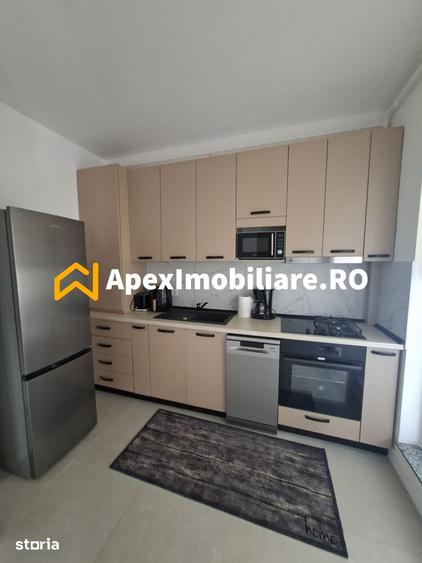 Apartament cu 2 camere decomandat în Central — fotografia 1