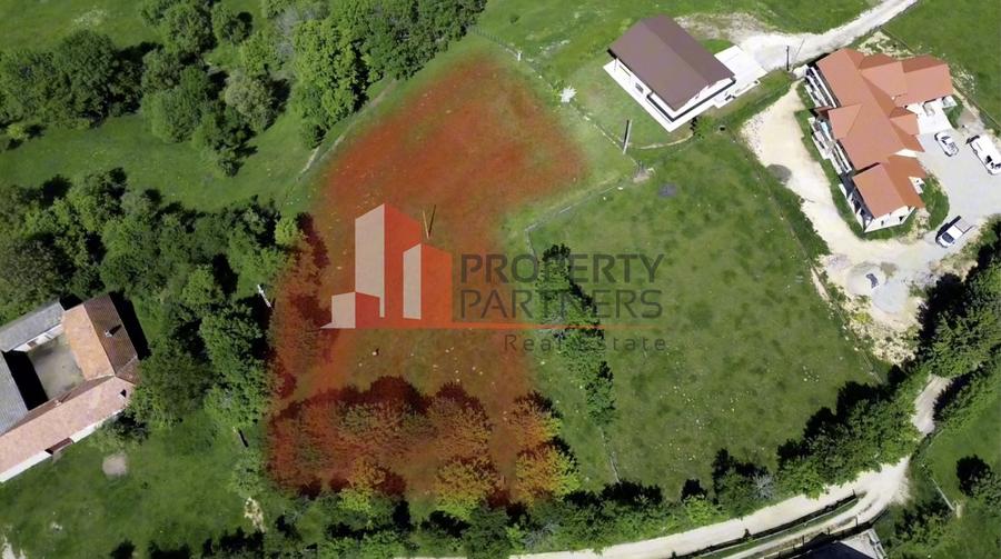 Teren Construcții intravilan de 2799 mp, în Bran