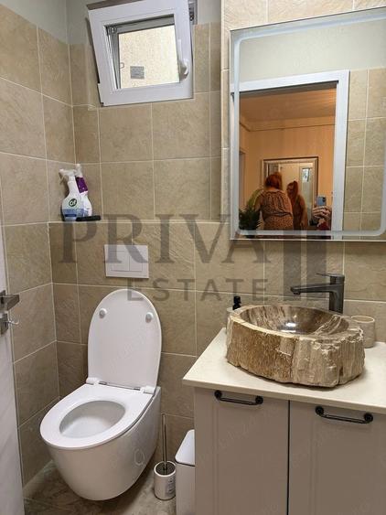 Apartament cu 3 camere decomandat, mobilat în Bălcescu