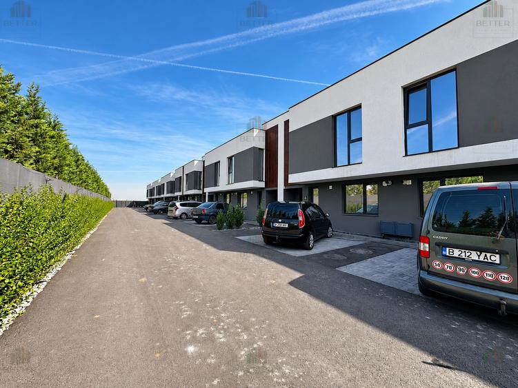 Duplex cu 4 camere cu Canalizare în Central