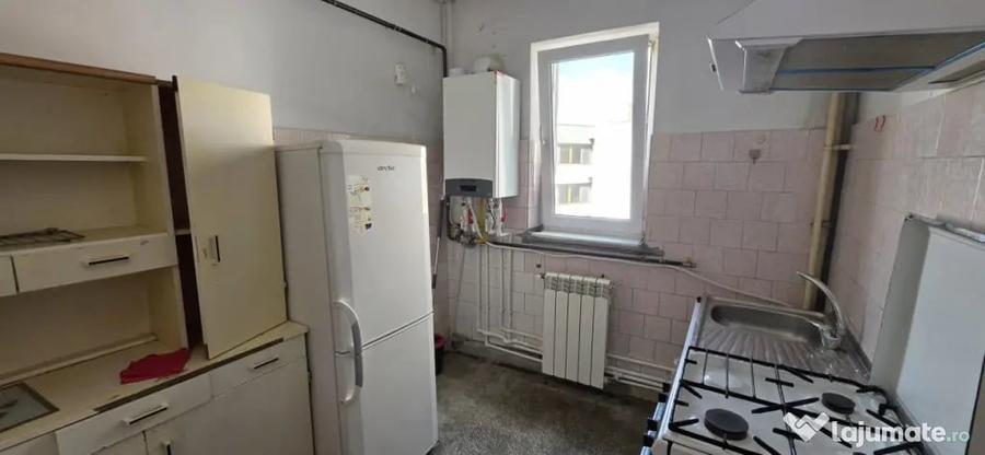 Apartament cu 2 camere decomandat în Ultracentral