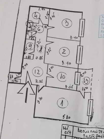 Apartament cu 3 camere decomandat în Dristor
