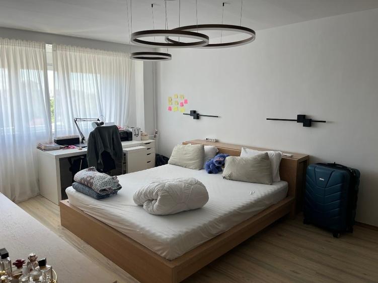 Apartament cu 3 camere decomandat, mobilat în Unirii