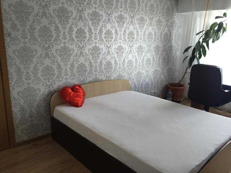 Apartament cu 3 camere decomandat în Independenței