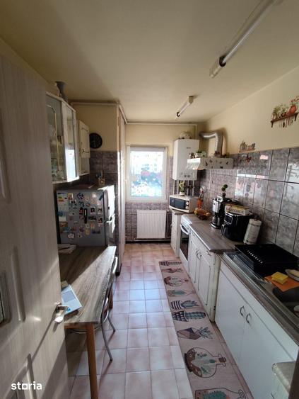 Apartament cu 3 camere decomandat în Tilișca