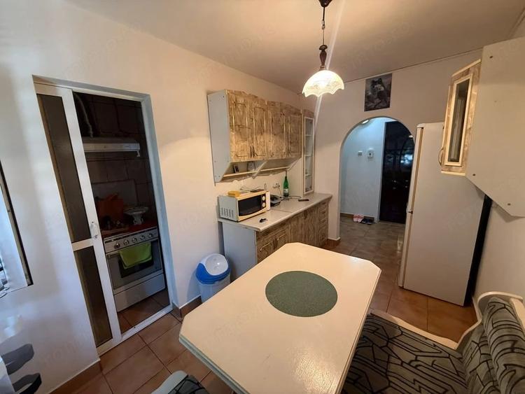 Apartament cu 3 camere decomandat în Dallas