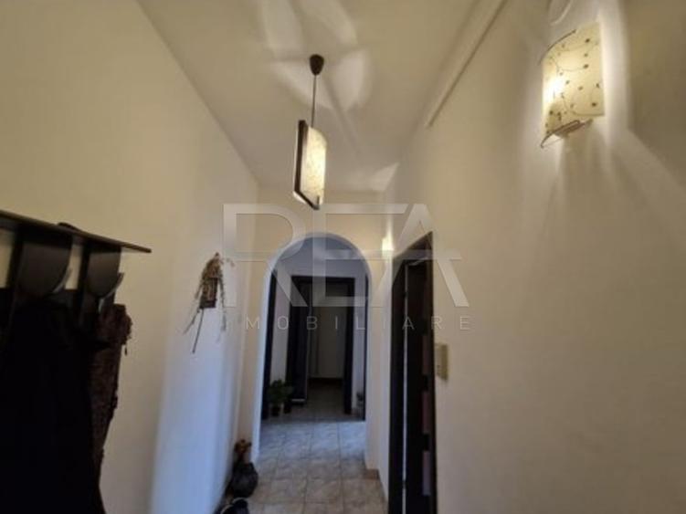 Apartament cu 2 camere decomandat, mobilat în Drumul Taberei