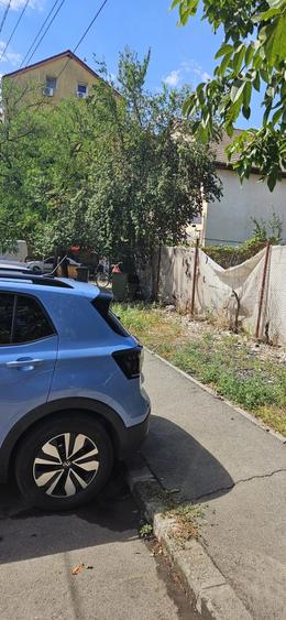 Teren de 300 mp, în Soarelui